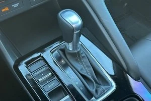 2025 Acura Integra 5th Gen - Image 15 of 19