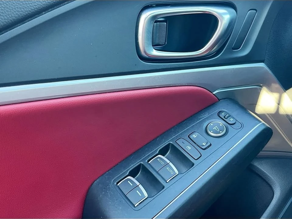 2025 Acura Integra 5th Gen - Image 17 of 20