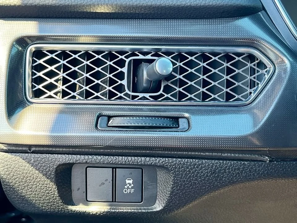 2025 Acura Integra 5th Gen - Image 10 of 20