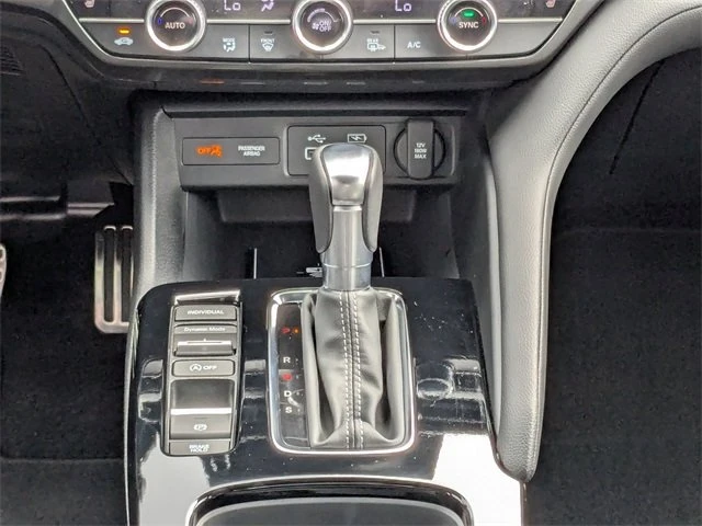 2025 Acura Integra 5th Gen - Image 11 of 13