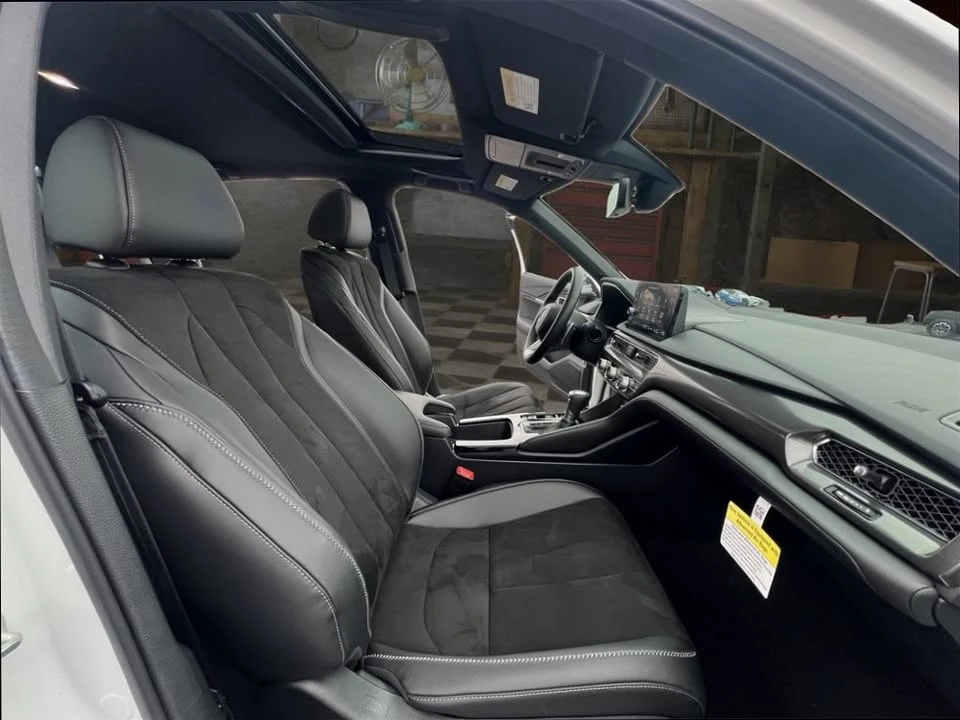 2025 Acura Integra 5th Gen - Image 15 of 20