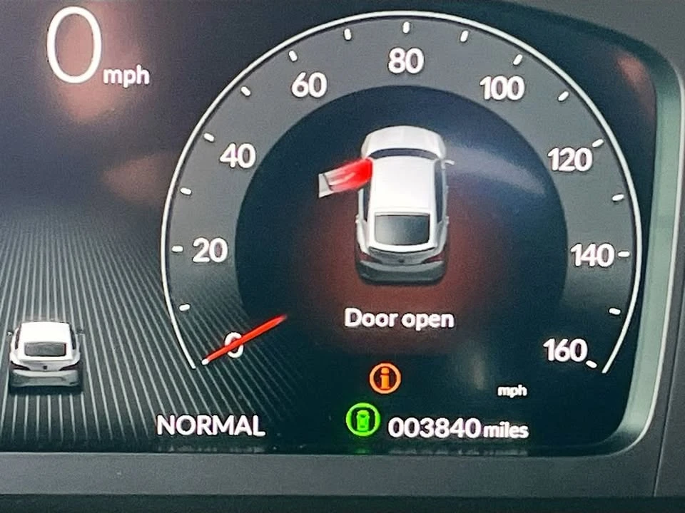 2025 Acura Integra 5th Gen - Image 11 of 20