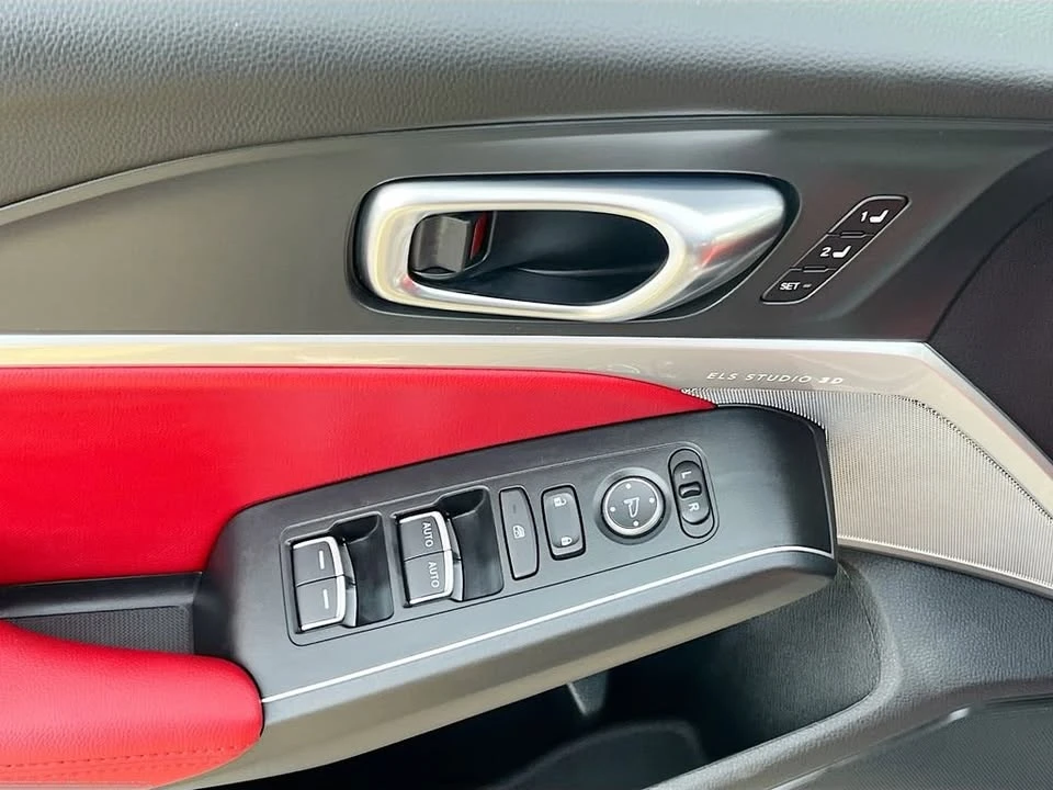 2025 Acura Integra 5th Gen - Image 17 of 20