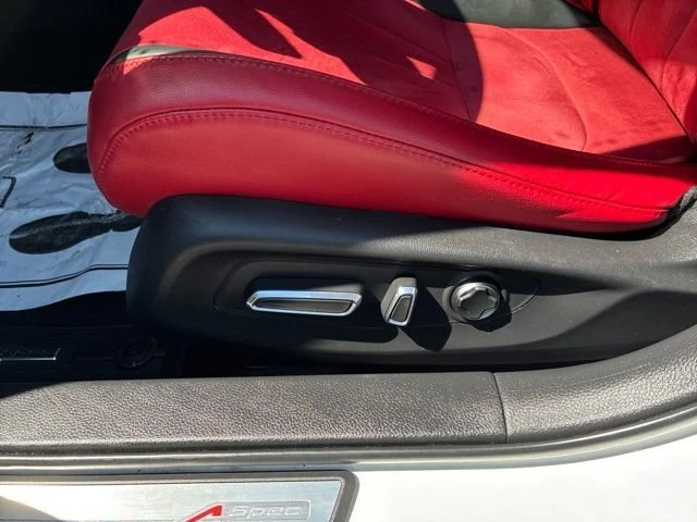 2025 Acura Integra 5th Gen - Image 9 of 19