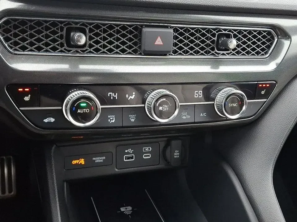 2025 Acura Integra 5th Gen - Image 17 of 19
