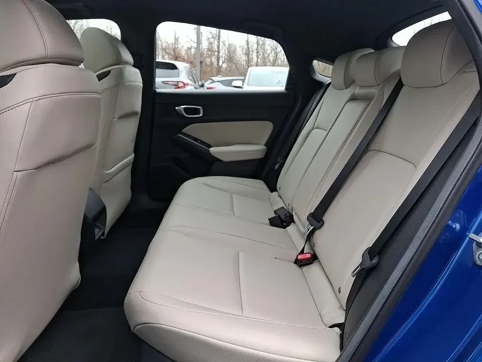 2025 Acura Integra 5th Gen - Image 11 of 19