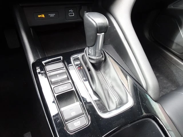 2025 Acura Integra 5th Gen - Image 16 of 20