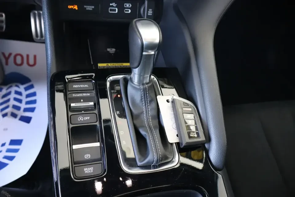 2025 Acura Integra 5th Gen - Image 10 of 20