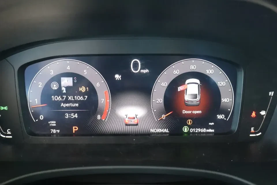 2025 Acura Integra 5th Gen - Image 9 of 20