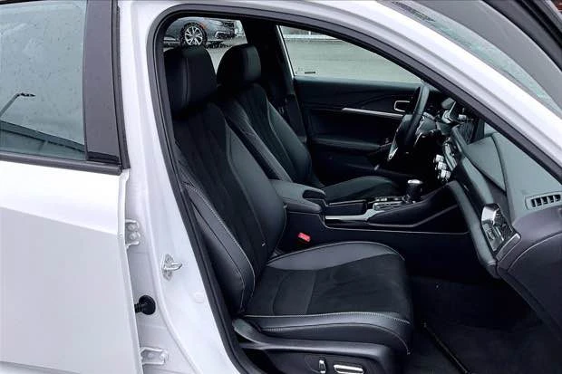 2025 Acura Integra 5th Gen - Image 13 of 20