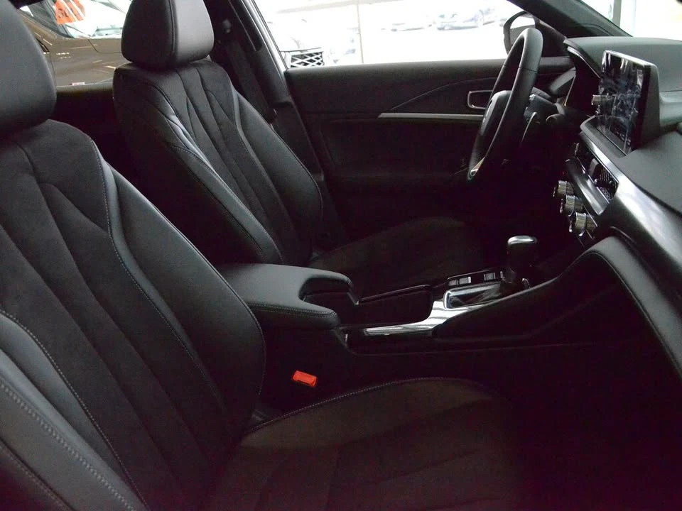 2025 Acura Integra 5th Gen - Image 10 of 14