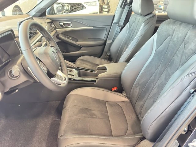2025 Acura Integra 5th Gen - Image 13 of 20