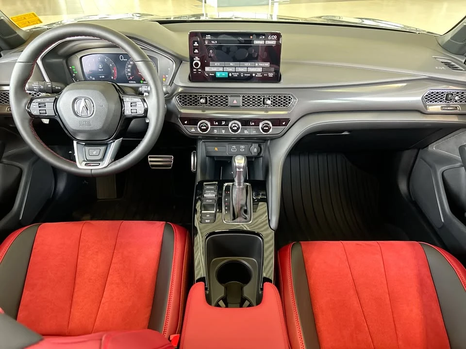 2025 Acura Integra 5th Gen - Image 12 of 17