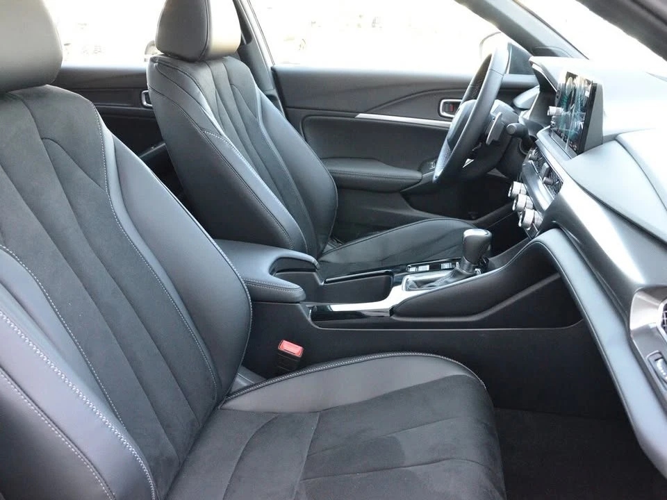 2025 Acura Integra 5th Gen - Image 18 of 19