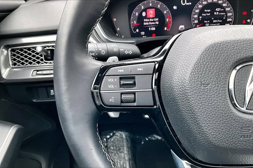 2025 Acura Integra 5th Gen - Image 11 of 18
