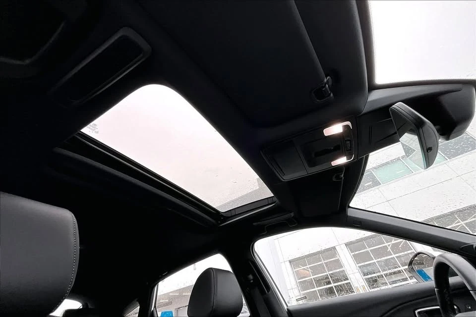 2025 Acura Integra 5th Gen - Image 15 of 18