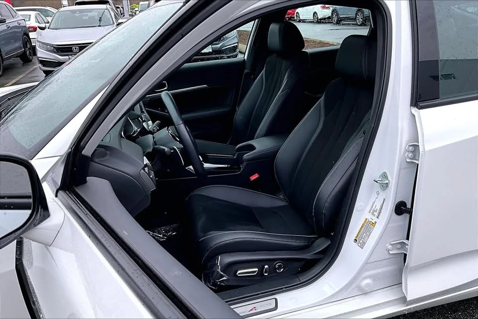 2025 Acura Integra 5th Gen - Image 8 of 18