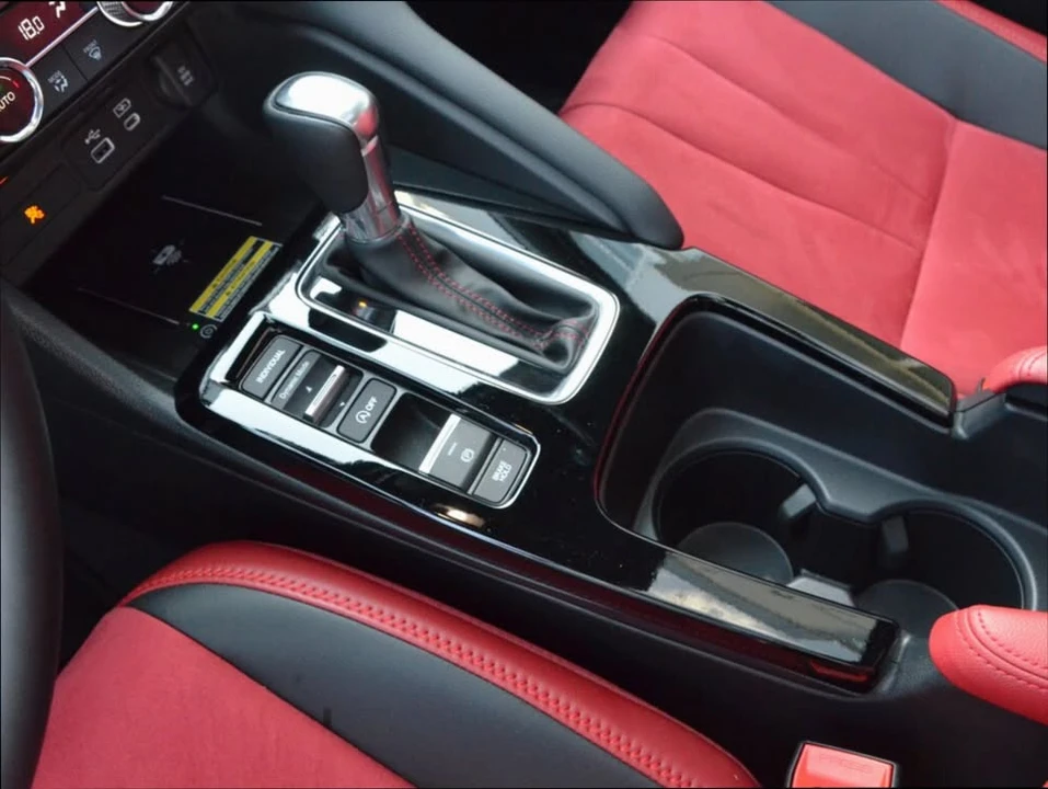2025 Acura Integra 5th Gen - Image 16 of 20