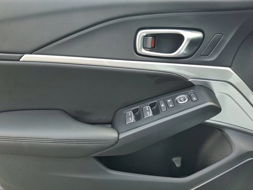2025 Acura Integra 5th Gen - Image 13 of 19