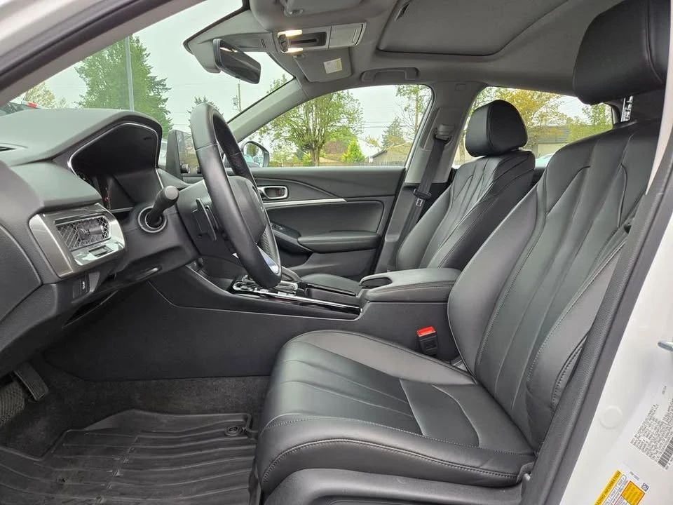 2025 Acura Integra 5th Gen - Image 11 of 18