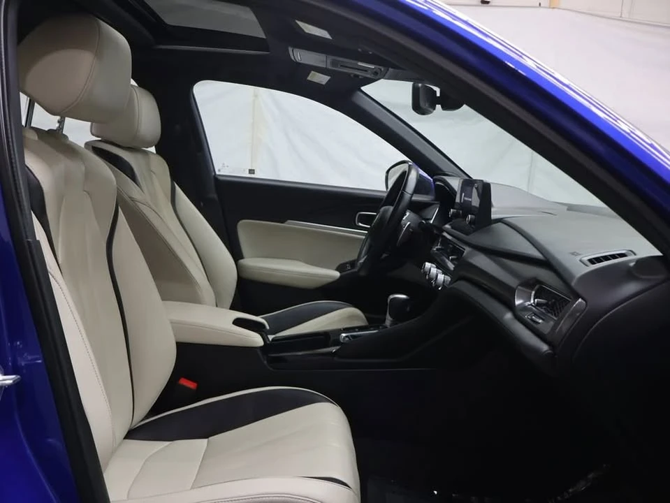 2025 Acura Integra 5th Gen - Image 9 of 19