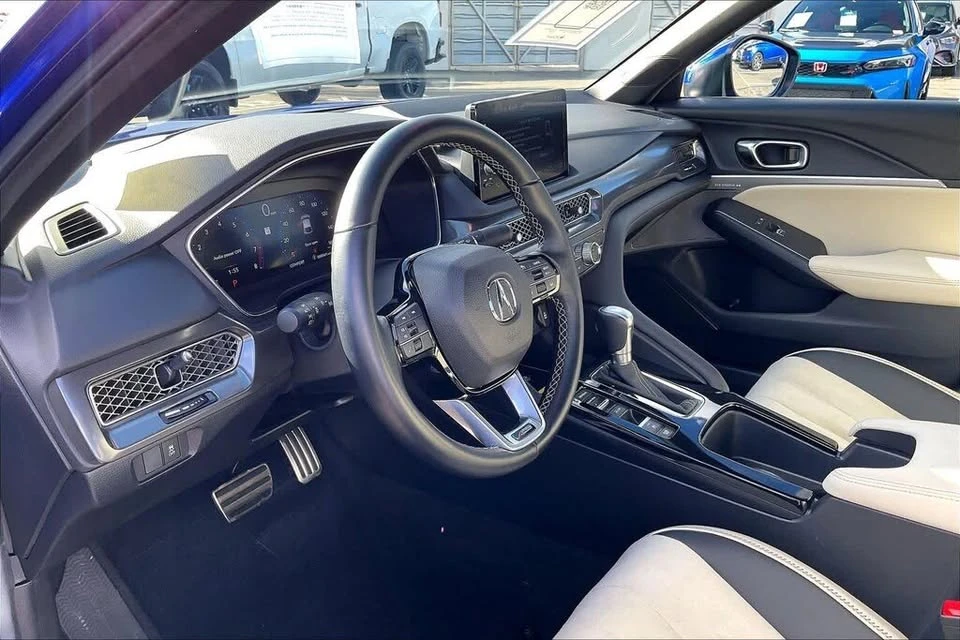 2025 Acura Integra 5th Gen - Image 9 of 18