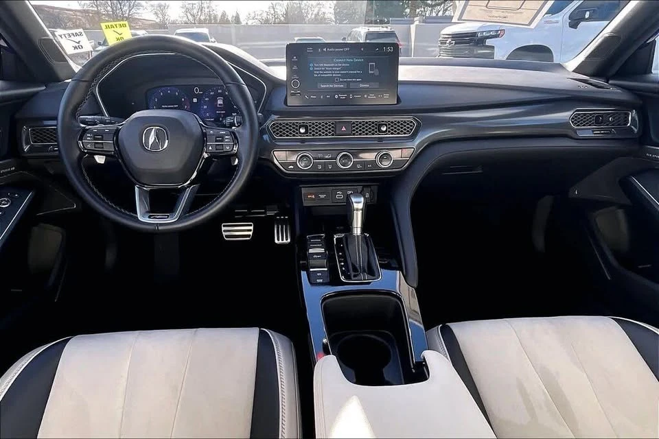 2025 Acura Integra 5th Gen - Image 14 of 18