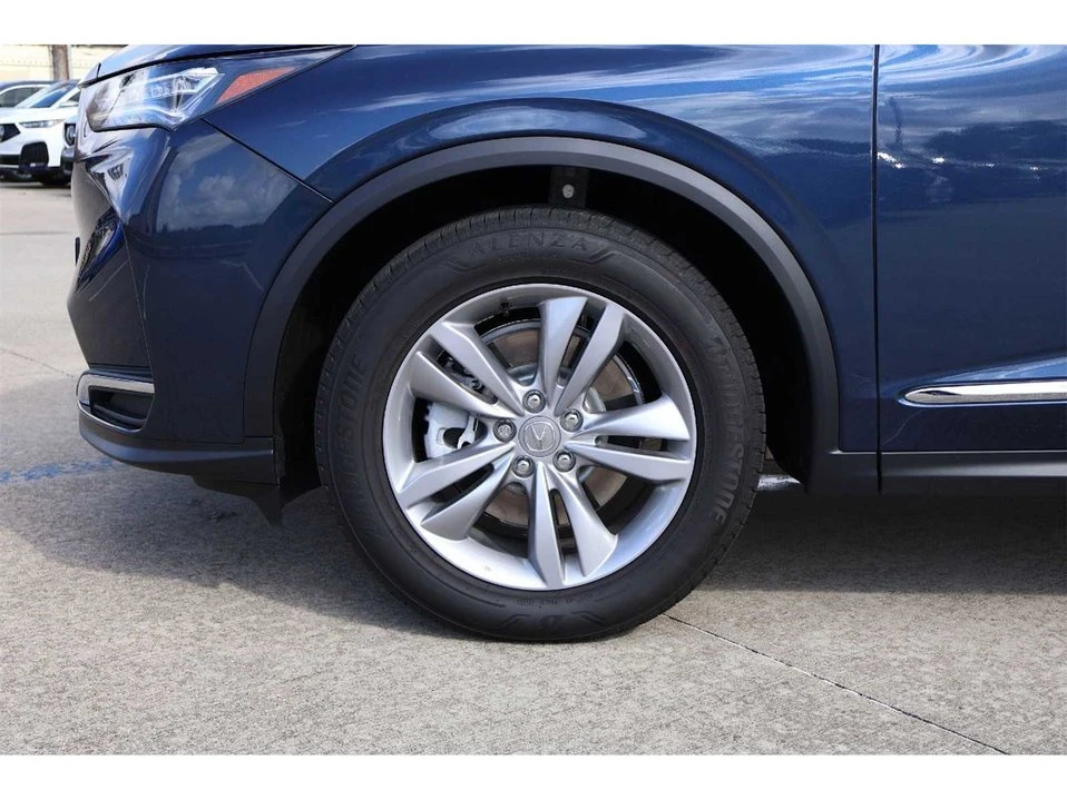 2025 Acura MDX 4th Gen - Image 8 of 10