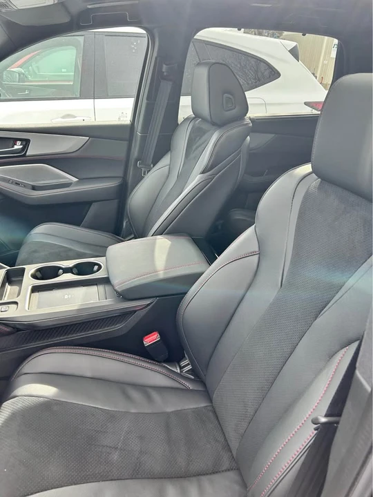 2025 Acura MDX 4th Gen - Image 12 of 12