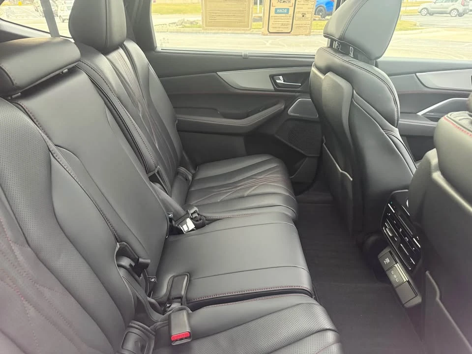 2025 Acura MDX 4th Gen - Image 9 of 10