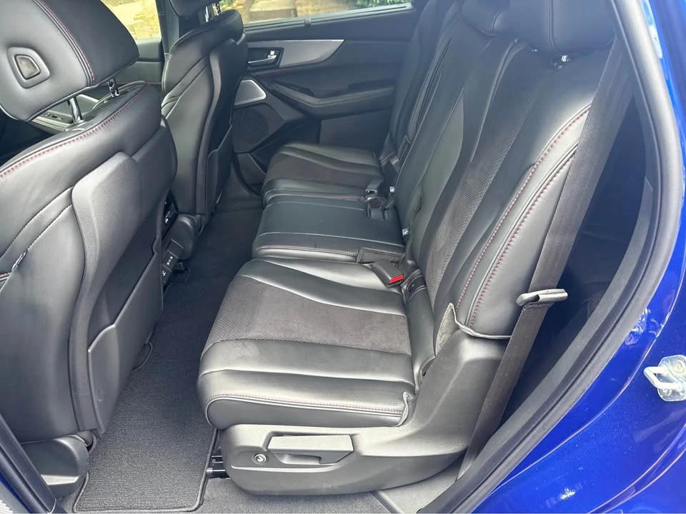 2025 Acura MDX 4th Gen - Image 13 of 19