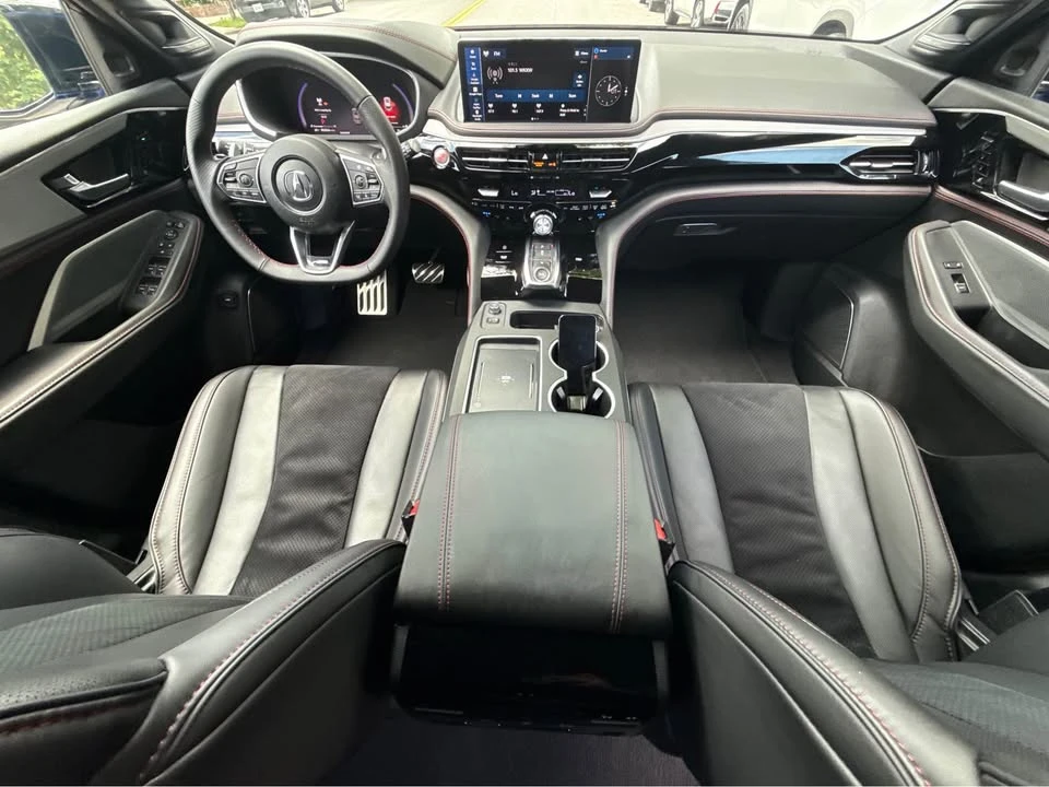 2025 Acura MDX 4th Gen - Image 17 of 19