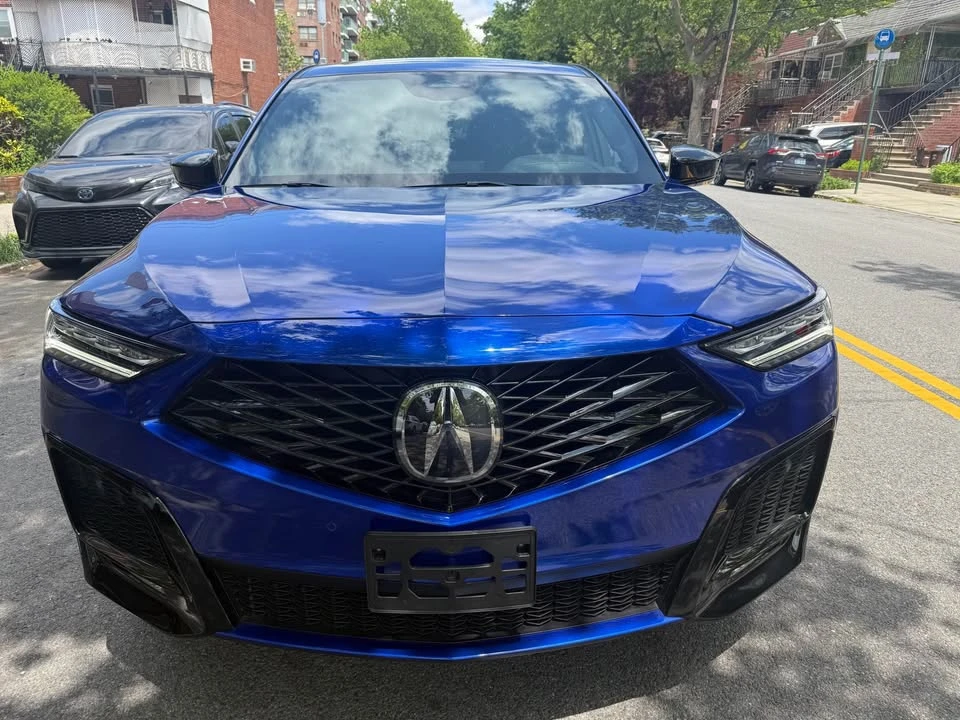 2025 Acura MDX 4th Gen - Image 2 of 19
