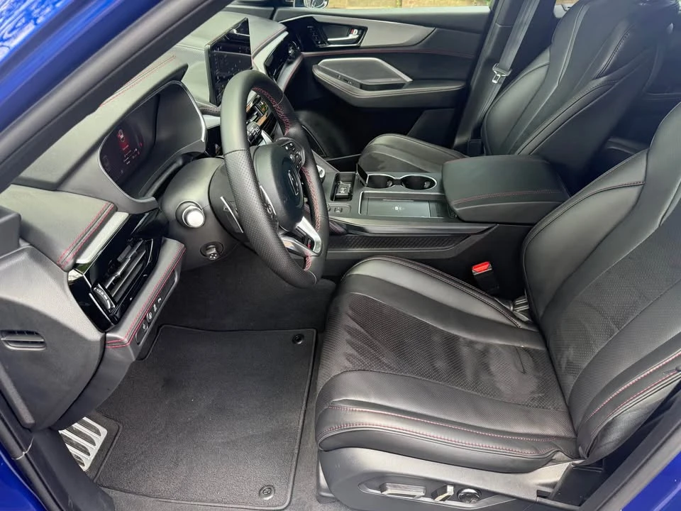 2025 Acura MDX 4th Gen - Image 8 of 19