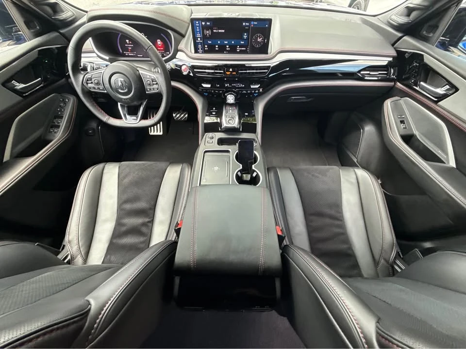 2025 Acura MDX 4th Gen - Image 16 of 19