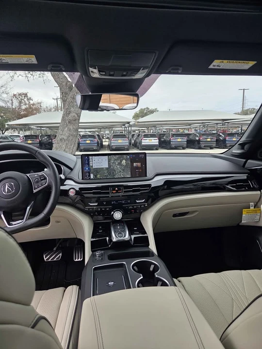 2025 Acura MDX 4th Gen - Image 2 of 5
