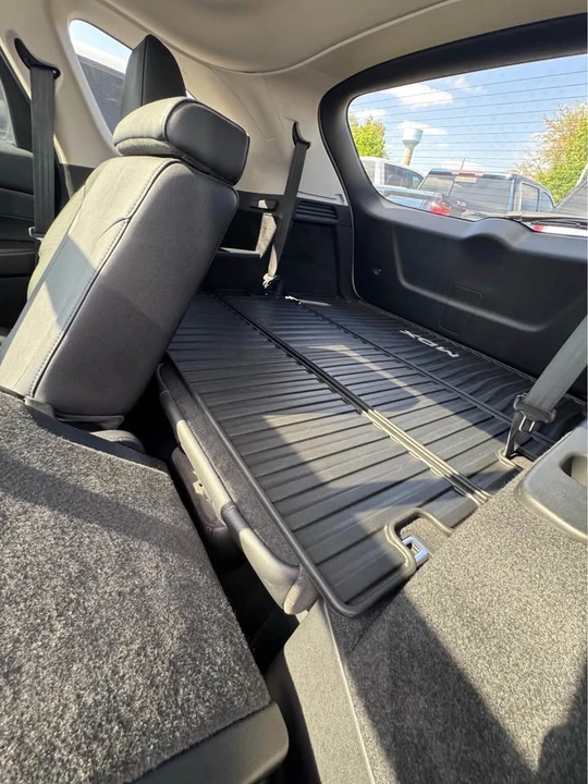 2025 Acura MDX 4th Gen - Image 10 of 14