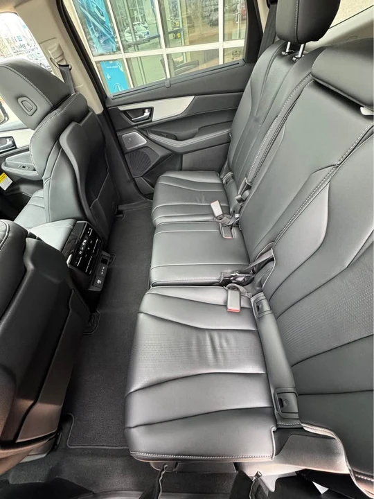 2025 Acura MDX 4th Gen - Image 12 of 13