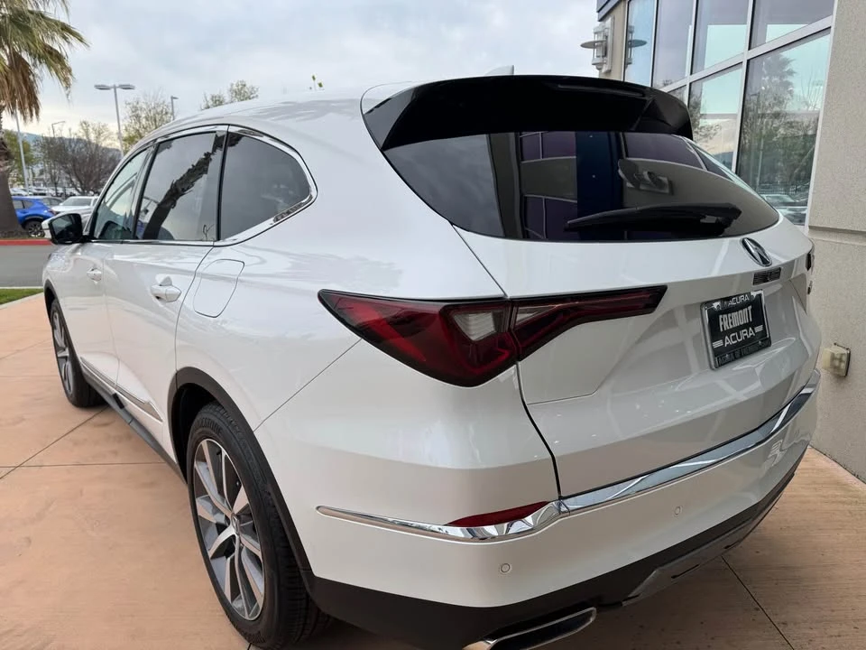 2025 Acura MDX 4th Gen - Image 3 of 13