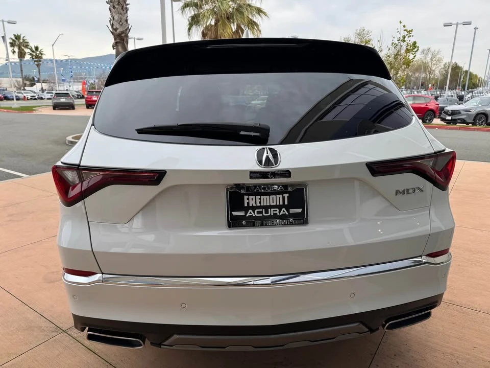 2025 Acura MDX 4th Gen - Image 4 of 13