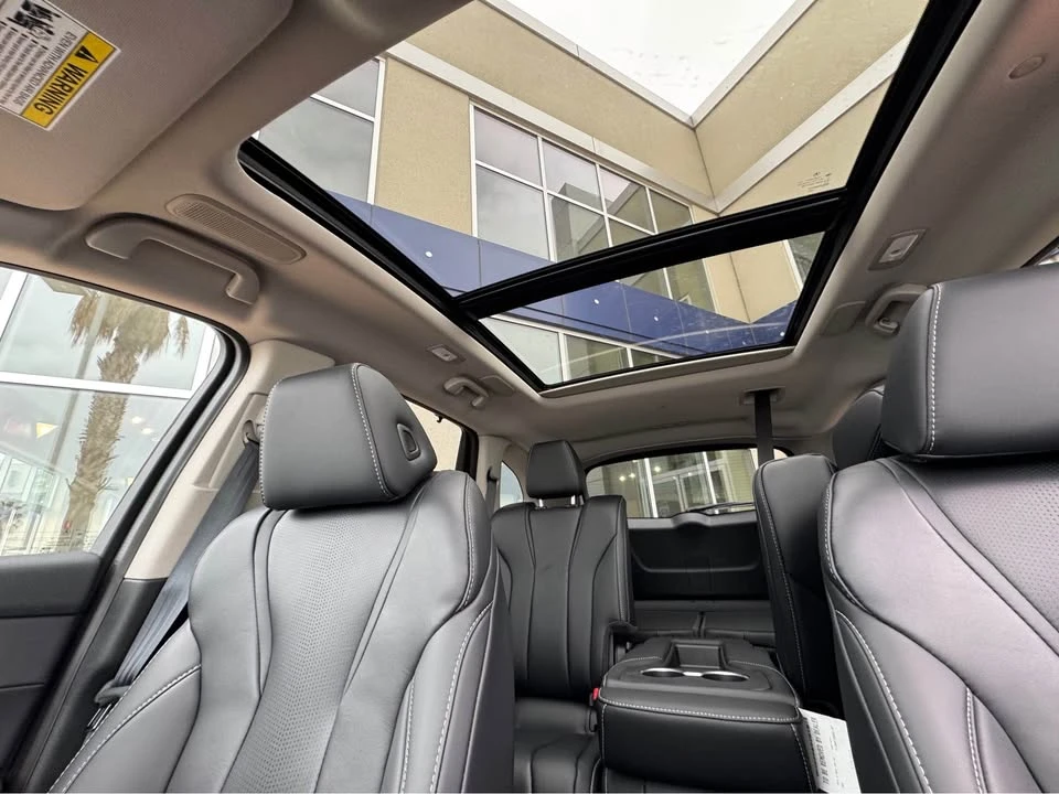 2025 Acura MDX 4th Gen - Image 10 of 13