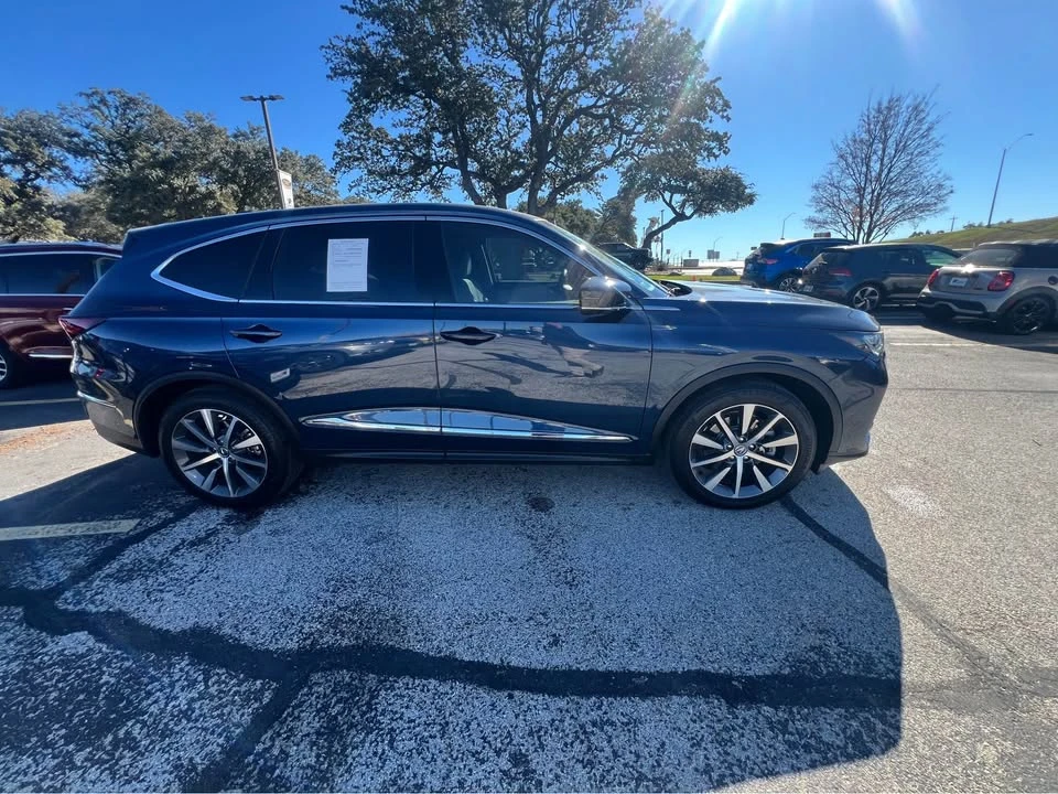 2025 Acura MDX 4th Gen - Image 3 of 12
