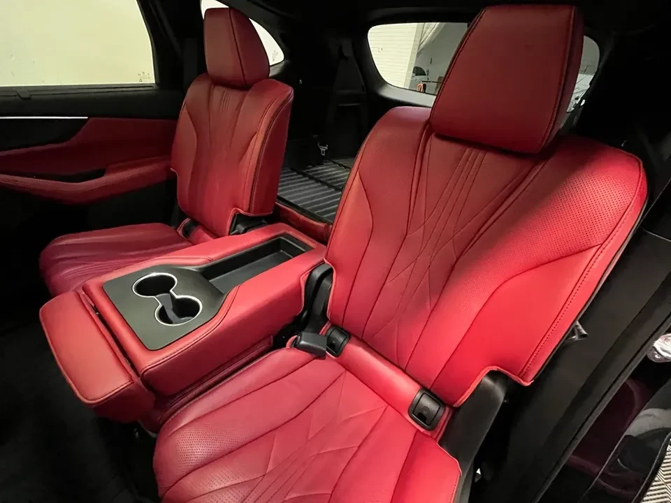 2025 Acura MDX 4th Gen - Image 11 of 17
