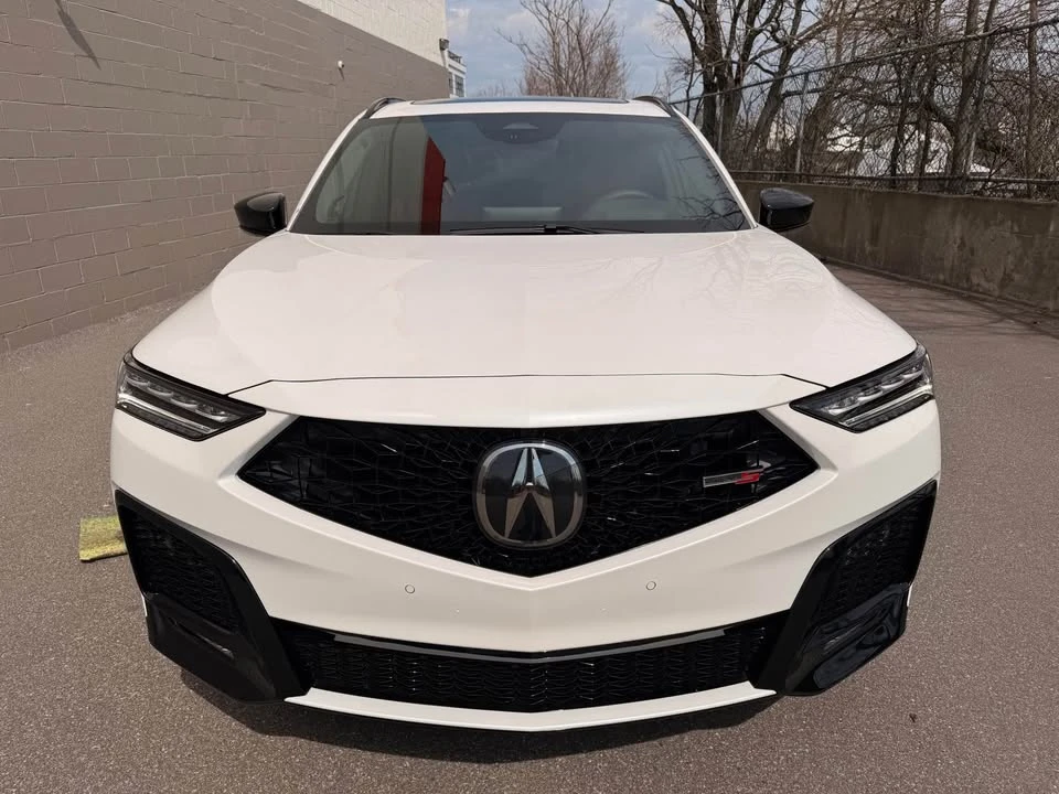 2025 Acura MDX 4th Gen - Image 2 of 19
