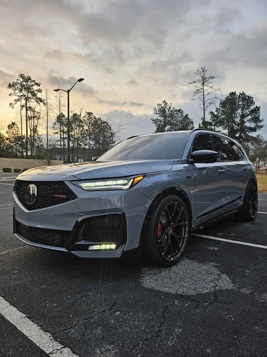 2025 Acura MDX 4th Gen - Image 2 of 19