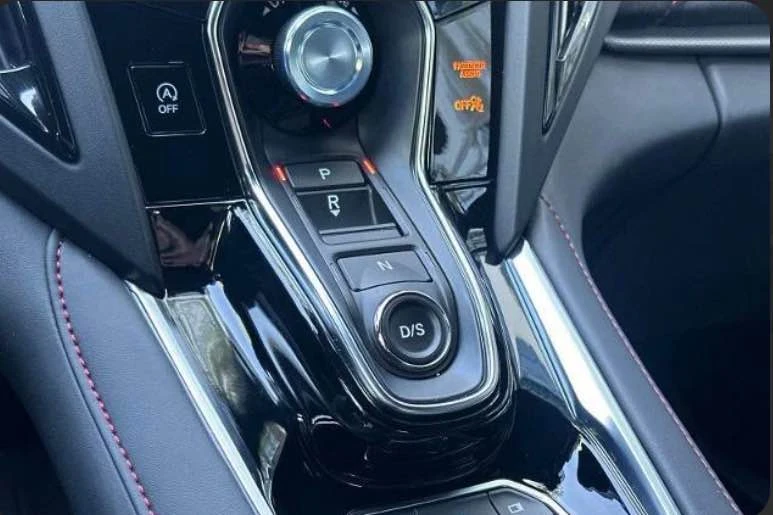 2025 Acura MDX 4th Gen - Image 15 of 18