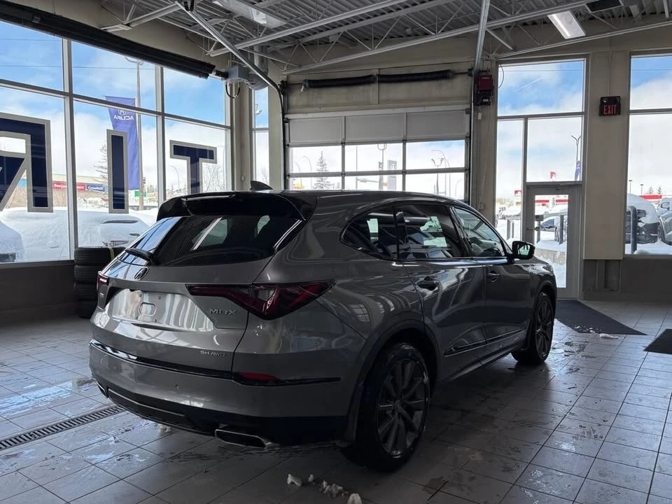 2025 Acura MDX 4th Gen - Image 4 of 17