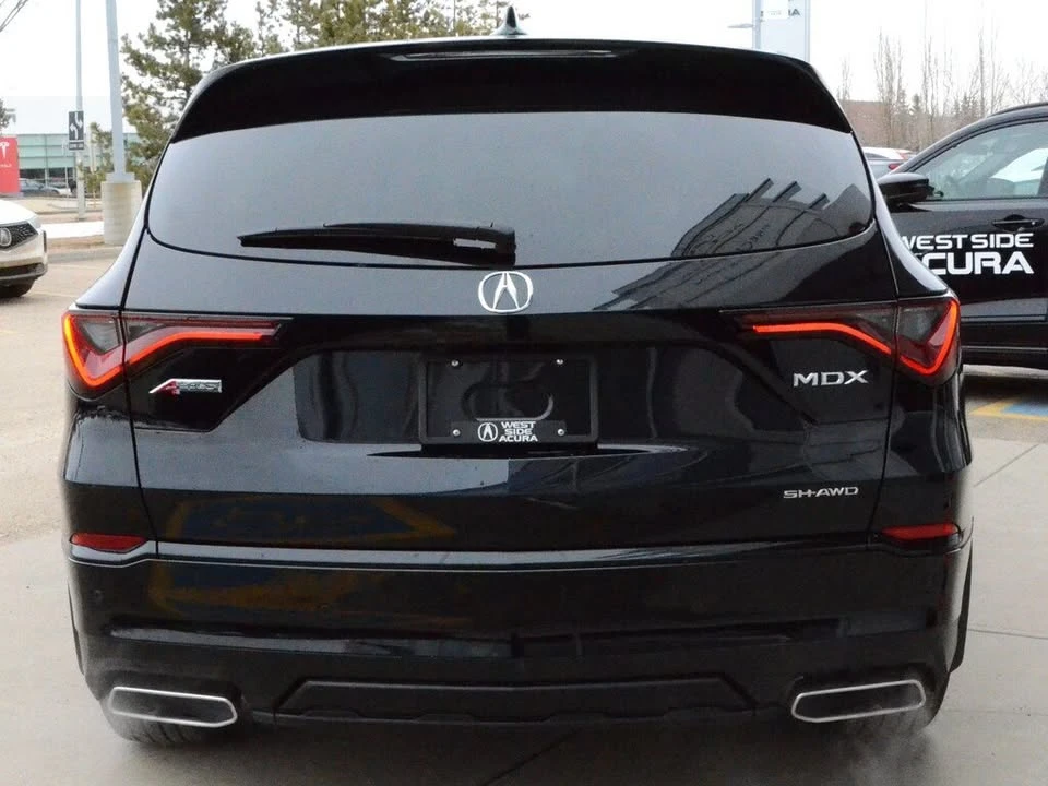 2025 Acura MDX 4th Gen - Image 4 of 18