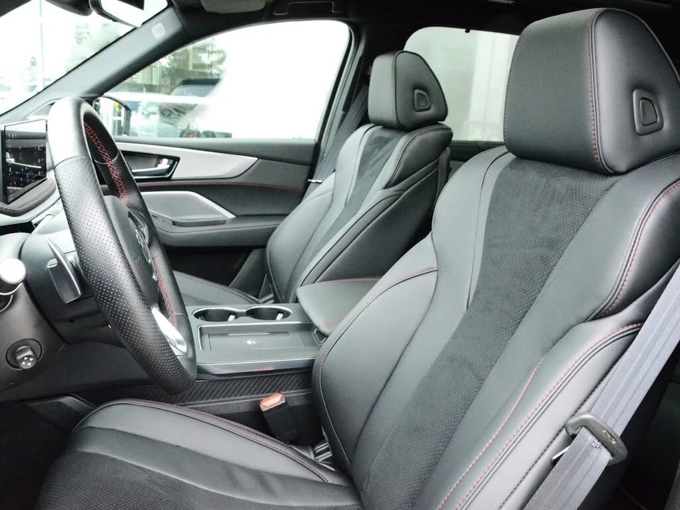 2025 Acura MDX 4th Gen - Image 8 of 18