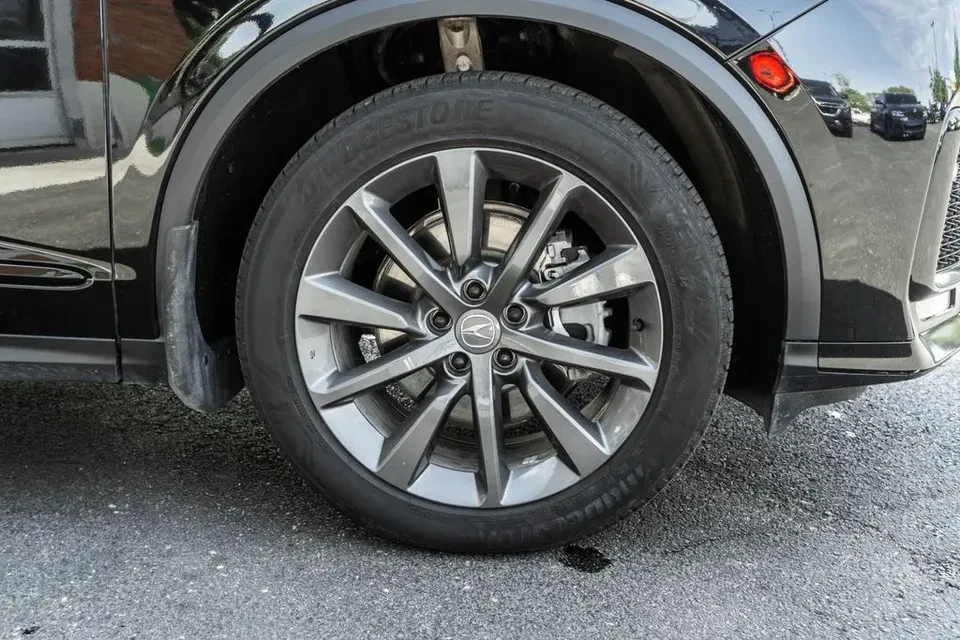 2025 Acura MDX 4th Gen - Image 3 of 20